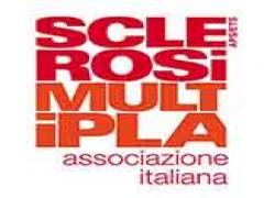AISM Associazione Italiana Sclerosi Multipla banchetto a Peccioli