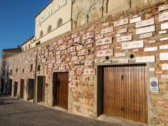 Nasce il Macca di Peccioli, il primo museo (pubblico) di arte contemporanea a cielo aperto d'Italia