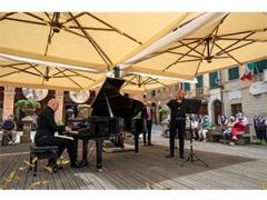 A Peccioli la festa della Repubblica è più forte del Covid-19.